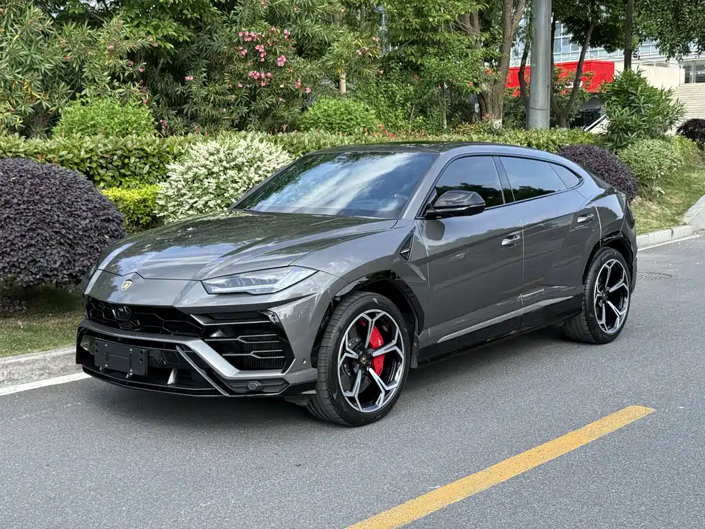 Lamborghini Urus — фото 2