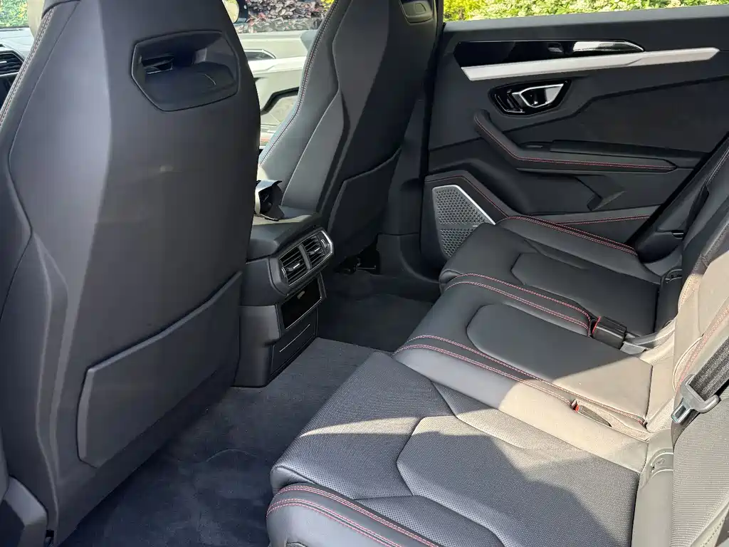 Lamborghini Urus — фото 4