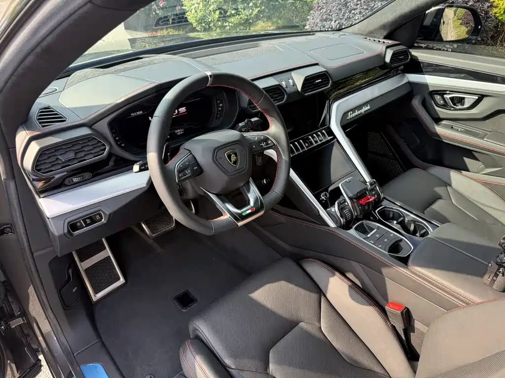 Lamborghini Urus — фото 6