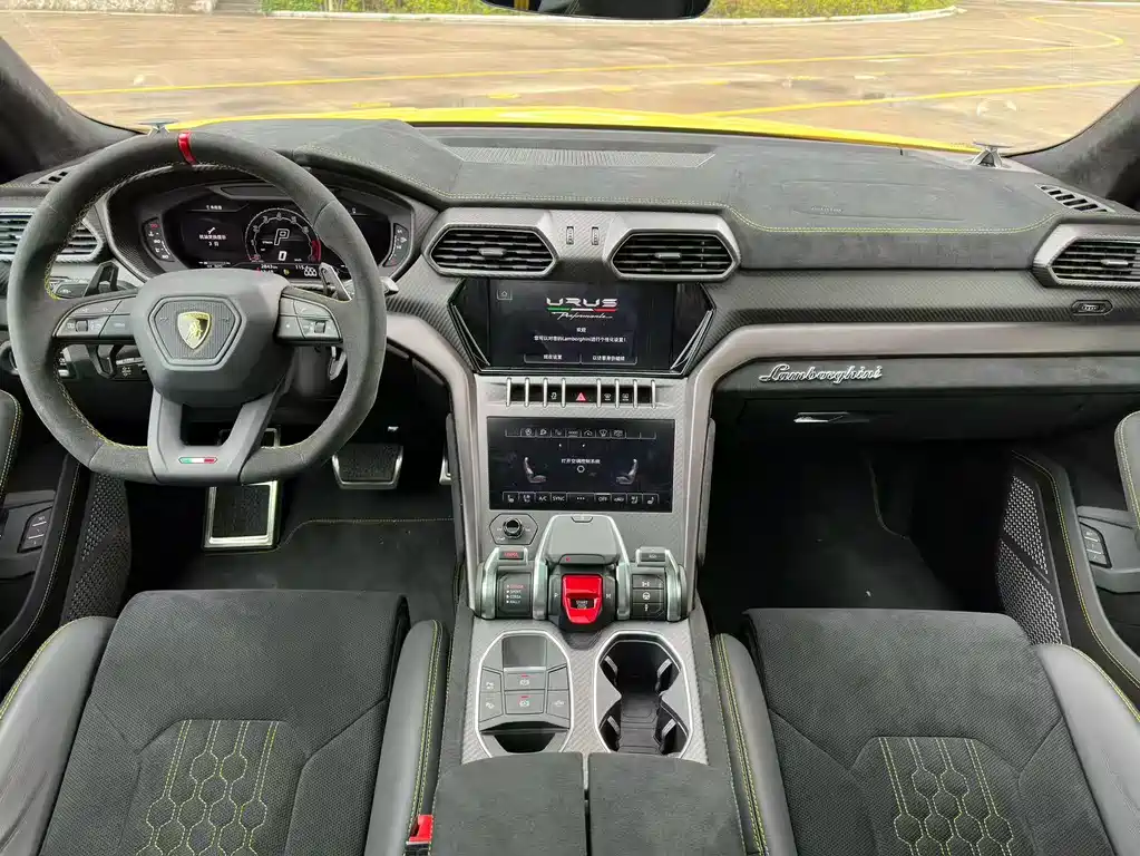 Lamborghini Urus — фото 5