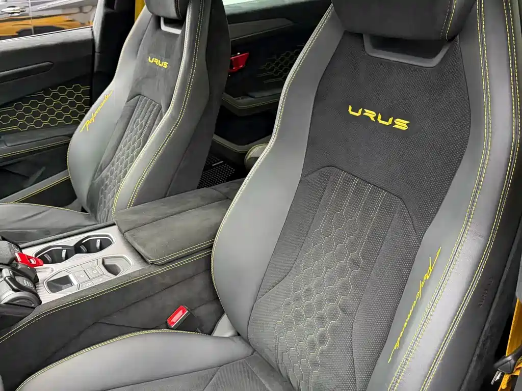 Lamborghini Urus — фото 7