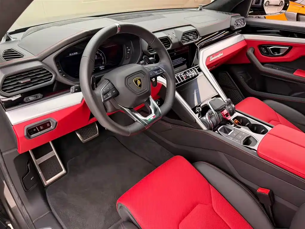 Lamborghini Urus — фото 4