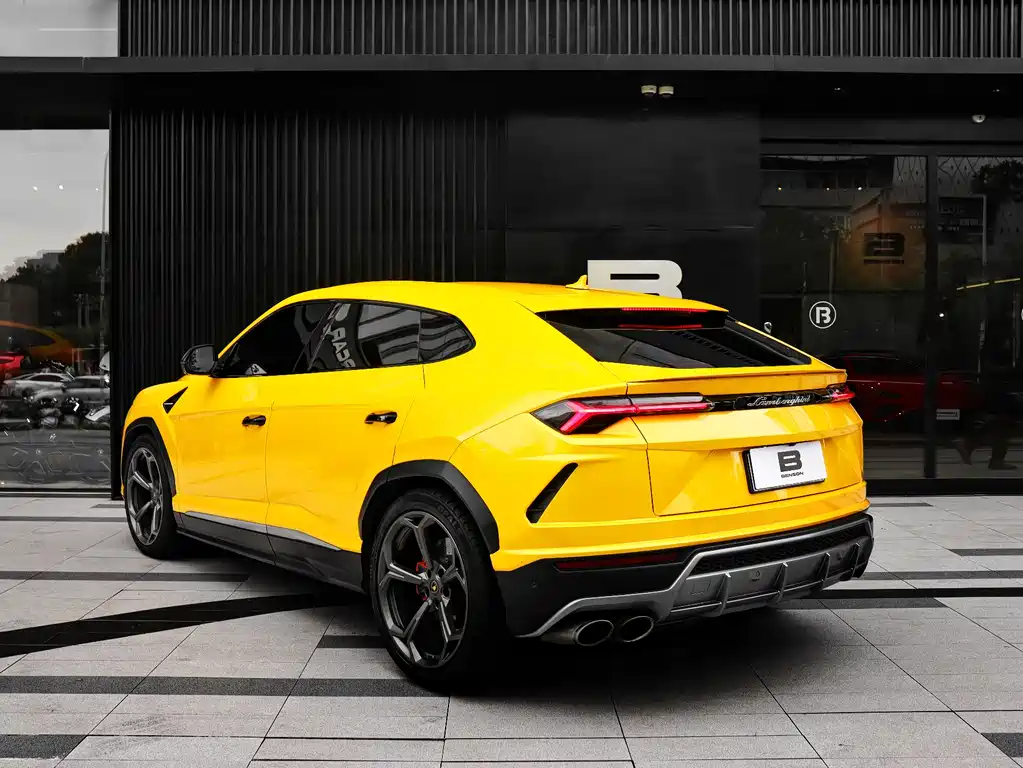 Lamborghini Urus — фото 5