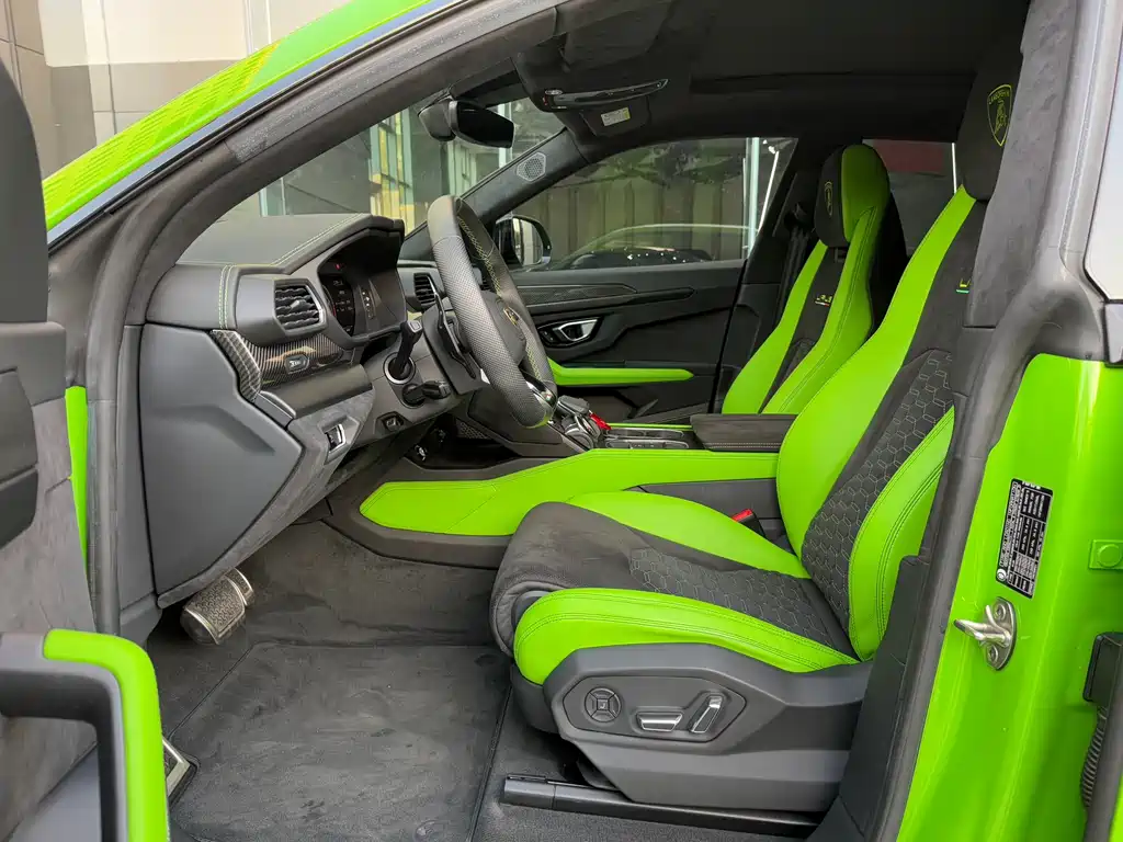Lamborghini Urus — фото 4