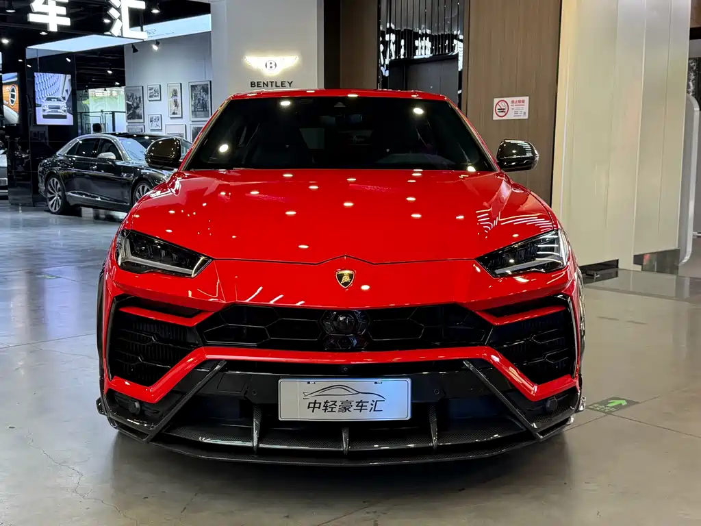 Lamborghini Urus — фото 2