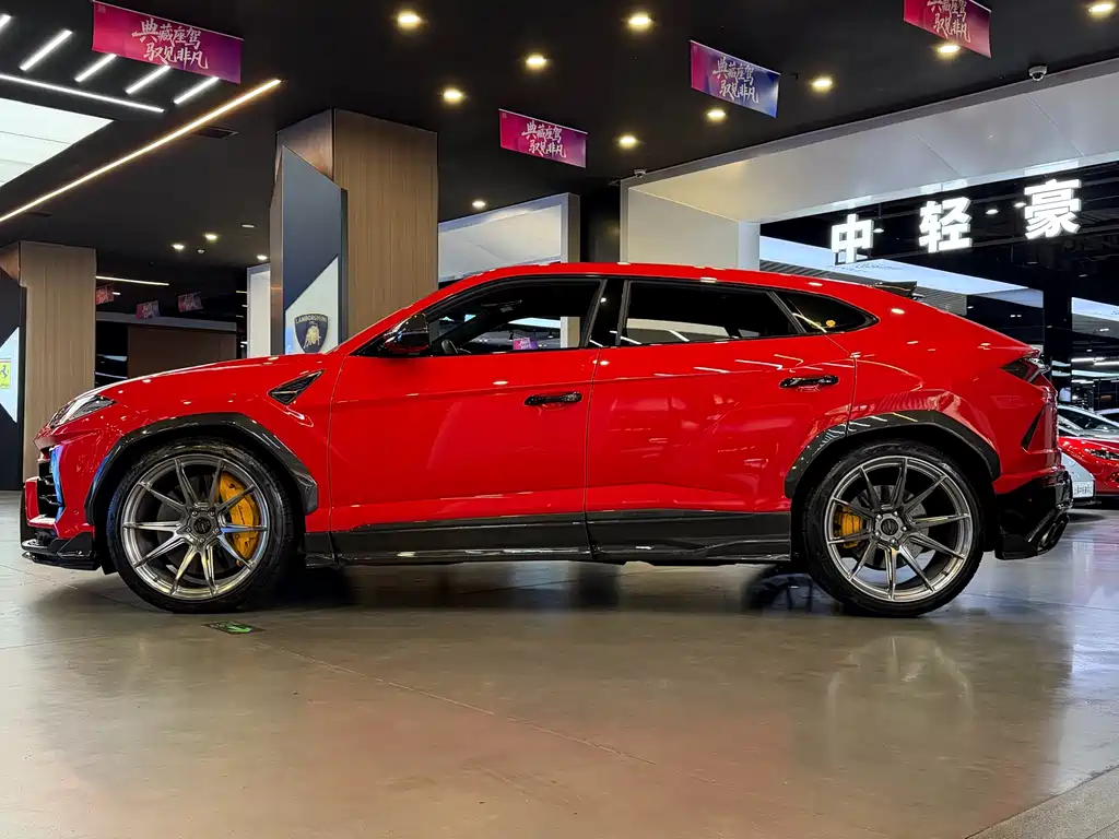 Lamborghini Urus — фото 5
