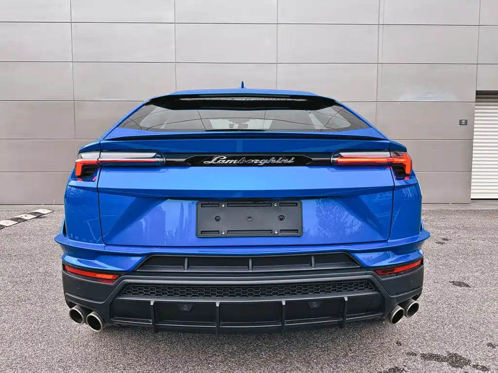 Lamborghini Urus — фото 7