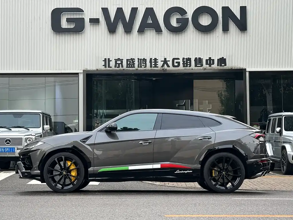 Lamborghini Urus — фото 2