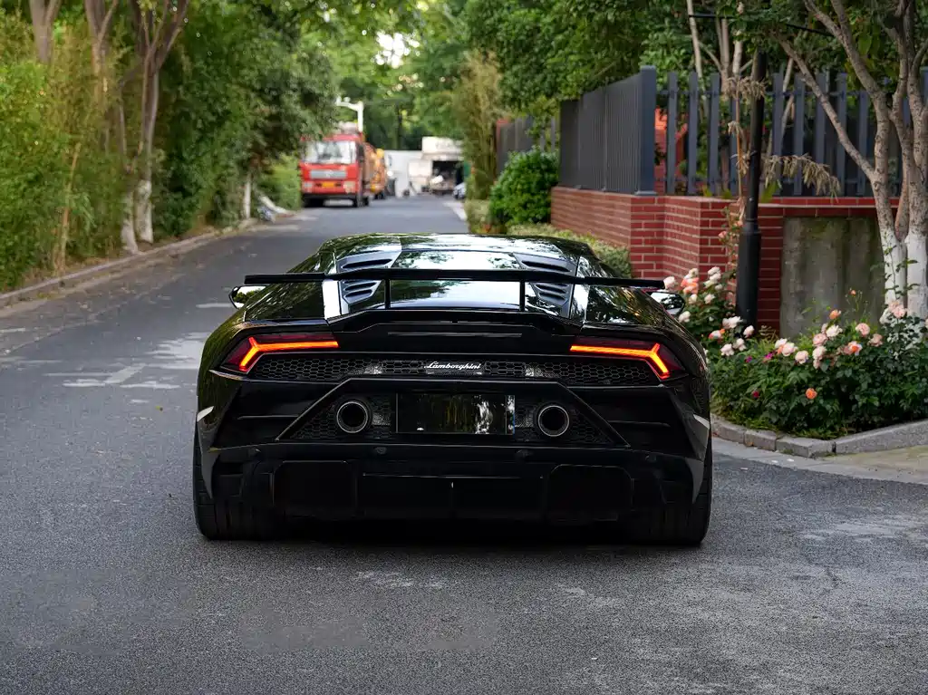 Lamborghini Huracán — фото 5