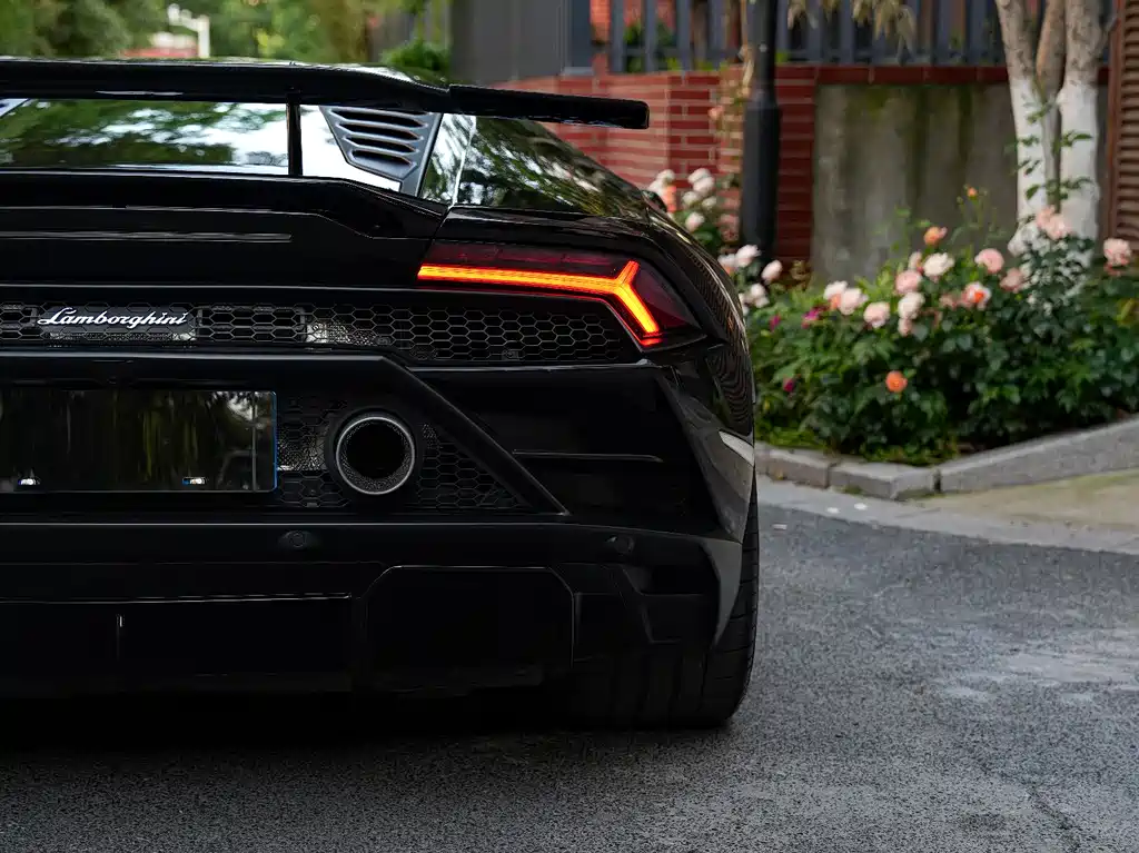 Lamborghini Huracán — фото 8