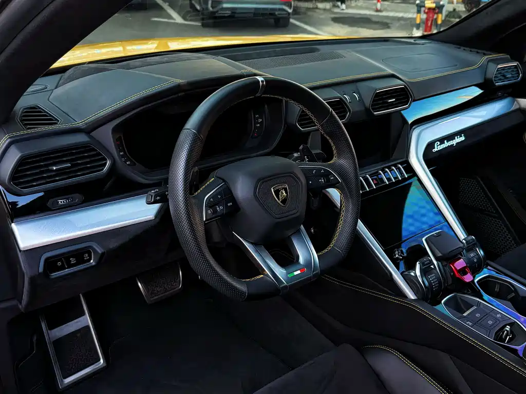 Lamborghini Urus — фото 3