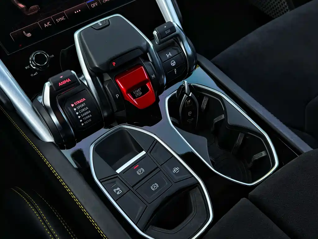 Lamborghini Urus — фото 4