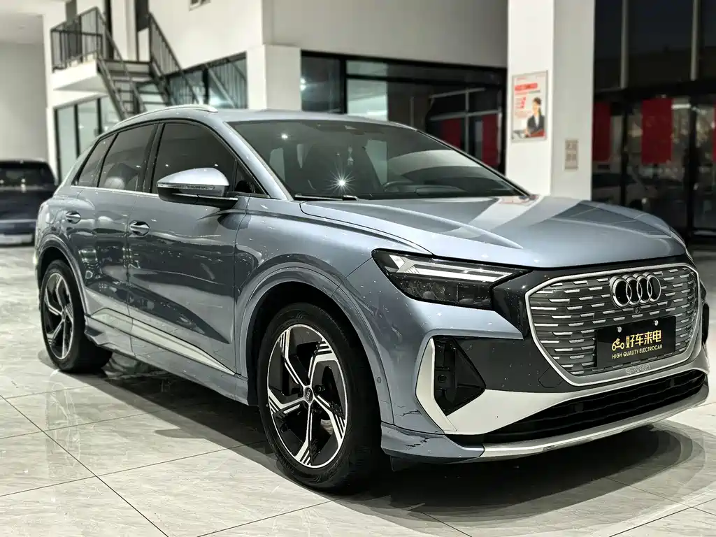 Audi Q4 e-tron — фото 3