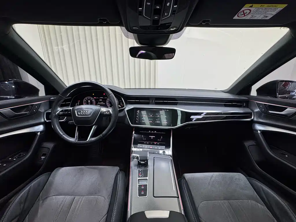 Audi A6L — фото 26