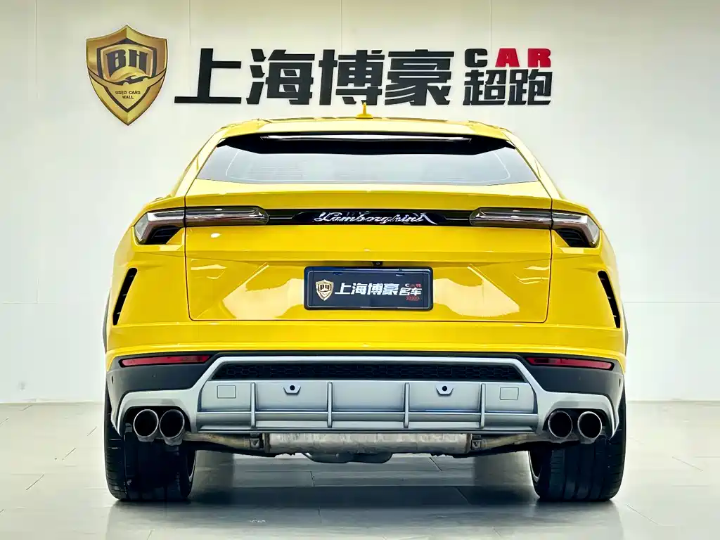 Lamborghini Urus — фото 6