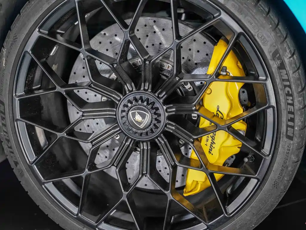 Lamborghini Huracán — фото 17