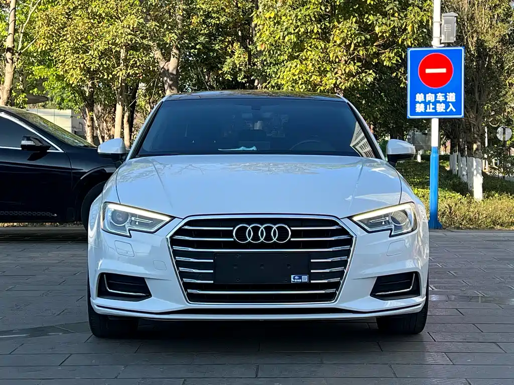 Audi A3 — фото 2