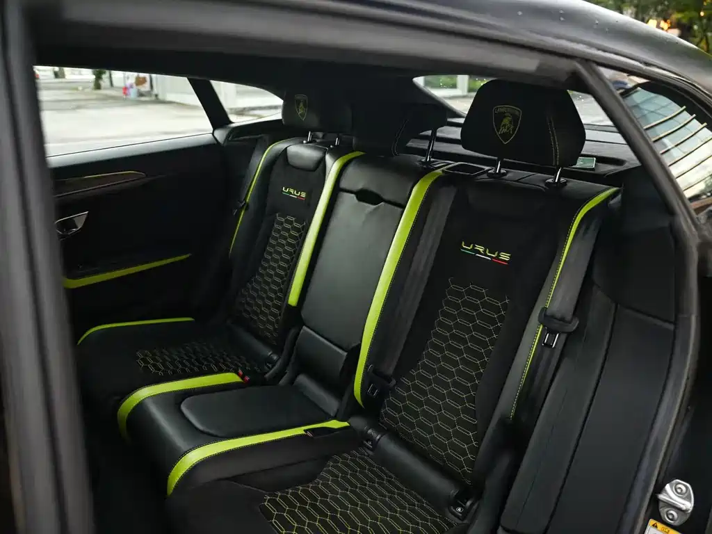 Lamborghini Urus — фото 8