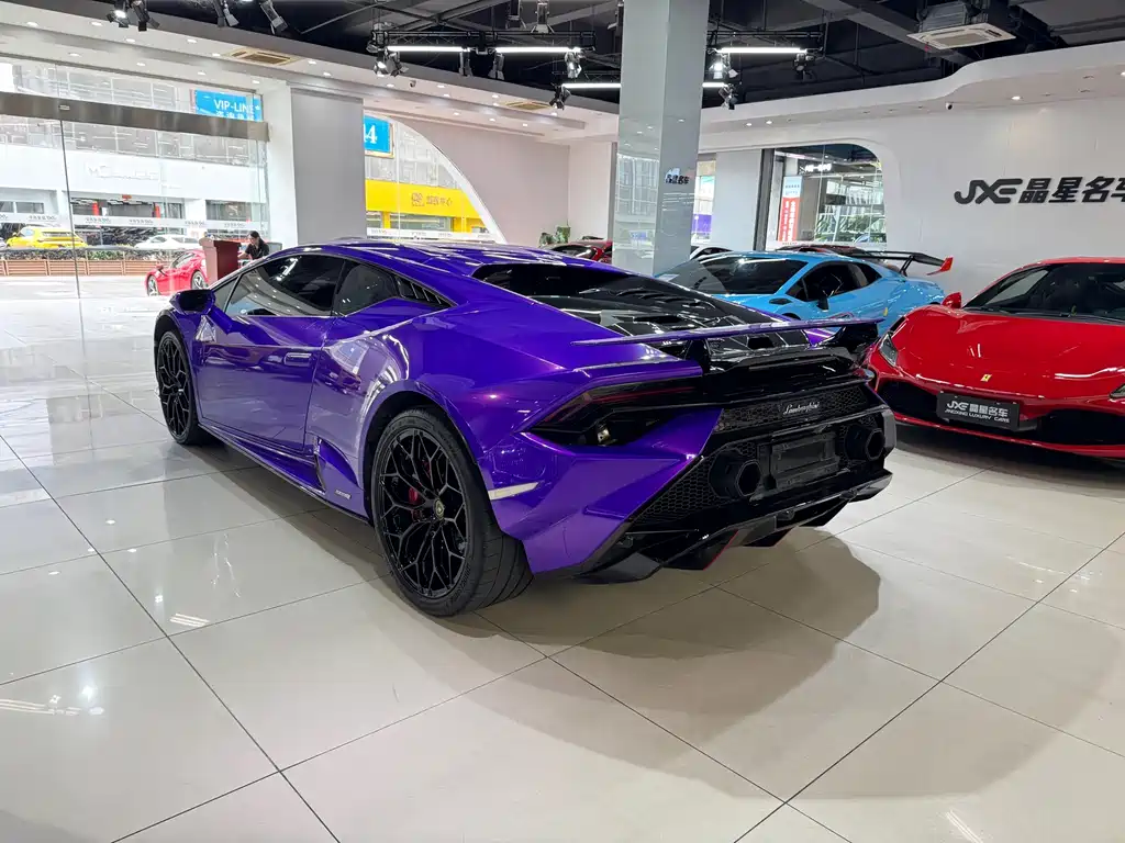 Lamborghini Huracán — фото 11