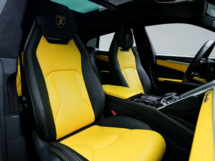 Lamborghini Urus — фото 13