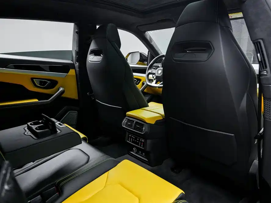 Lamborghini Urus — фото 14