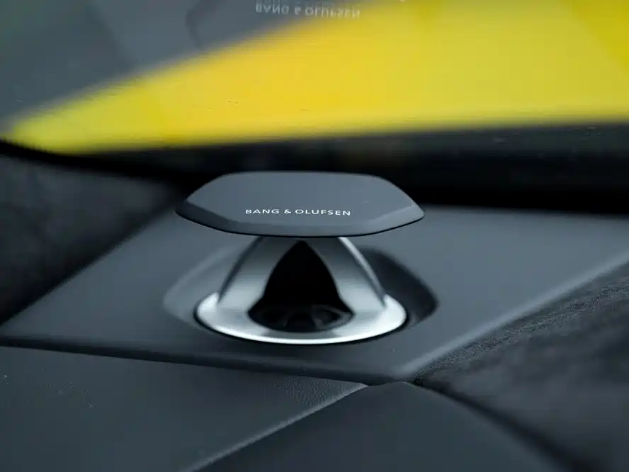 Lamborghini Urus — фото 25