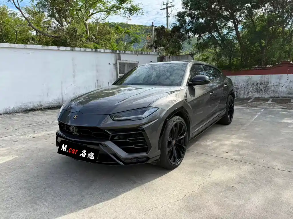 Lamborghini Urus — фото 3
