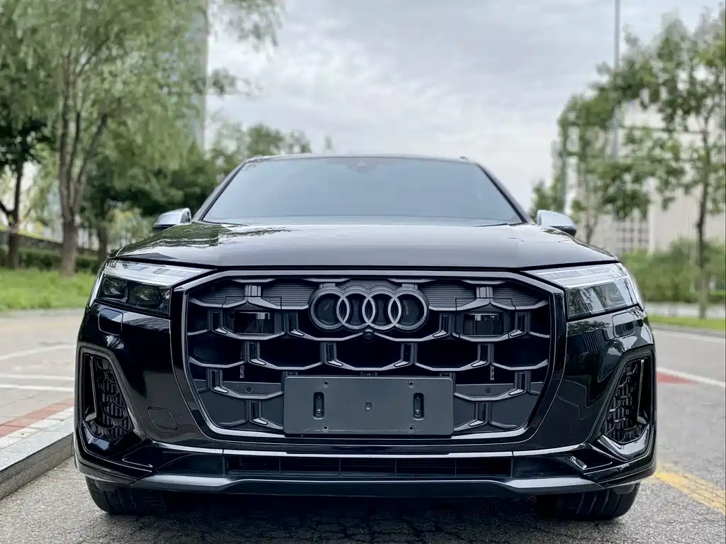 Audi SQ7 — фото 2