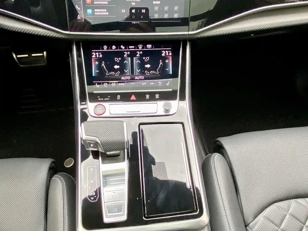 Audi SQ7 — фото 22