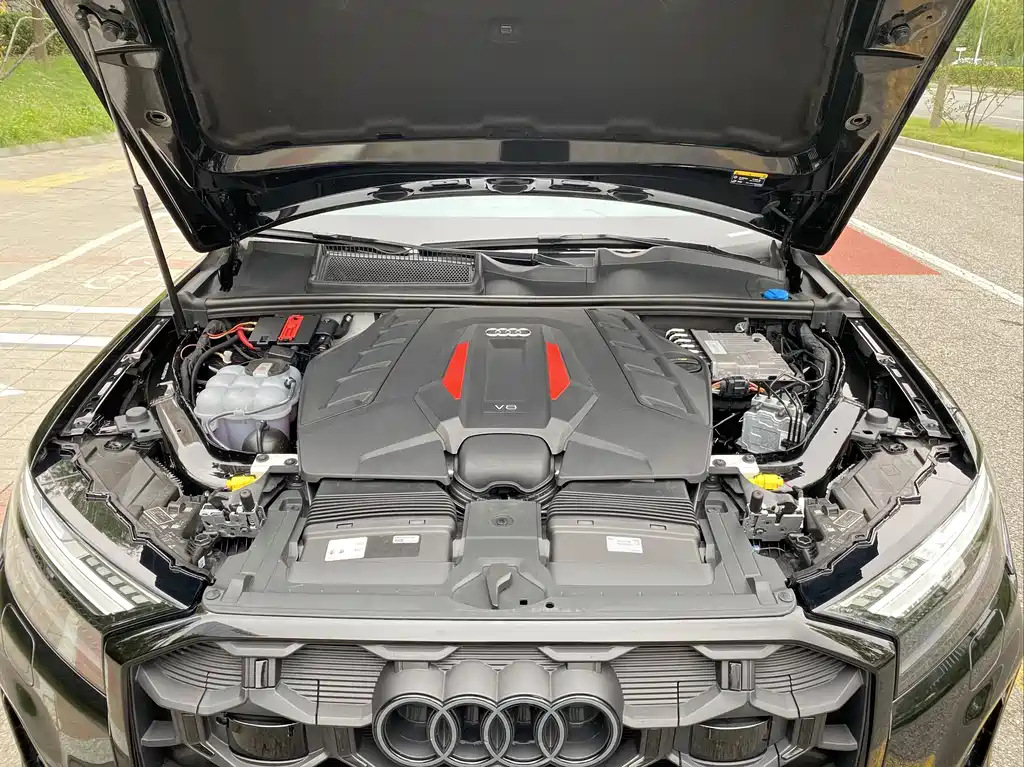 Audi SQ7 — фото 6