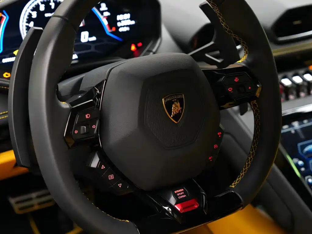 Lamborghini Huracán — фото 7