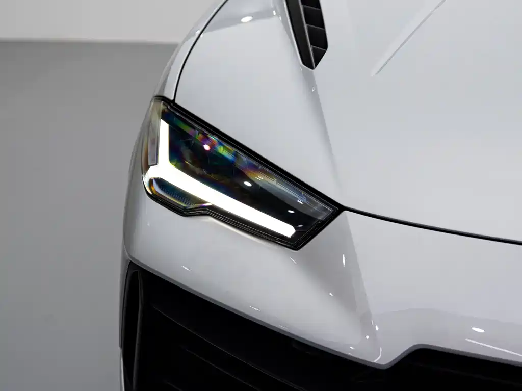 Lamborghini Urus — фото 4