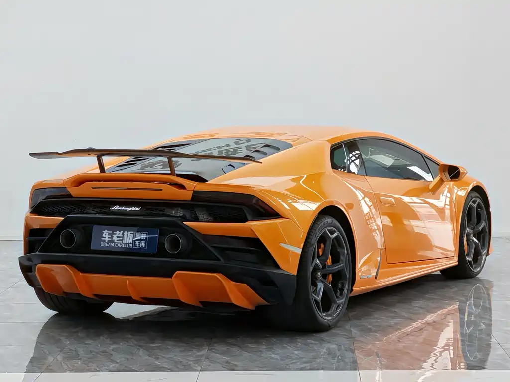 Lamborghini Huracán — фото 5
