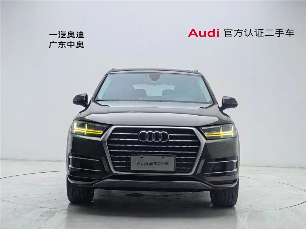 Audi Q7 — фото 2