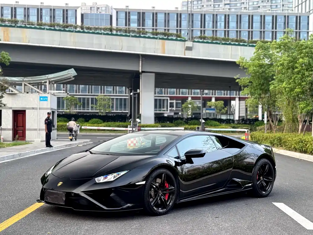 Lamborghini Huracán — фото 2