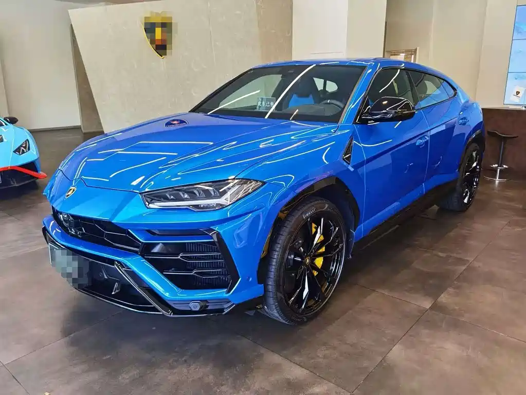 Lamborghini Urus — фото 3
