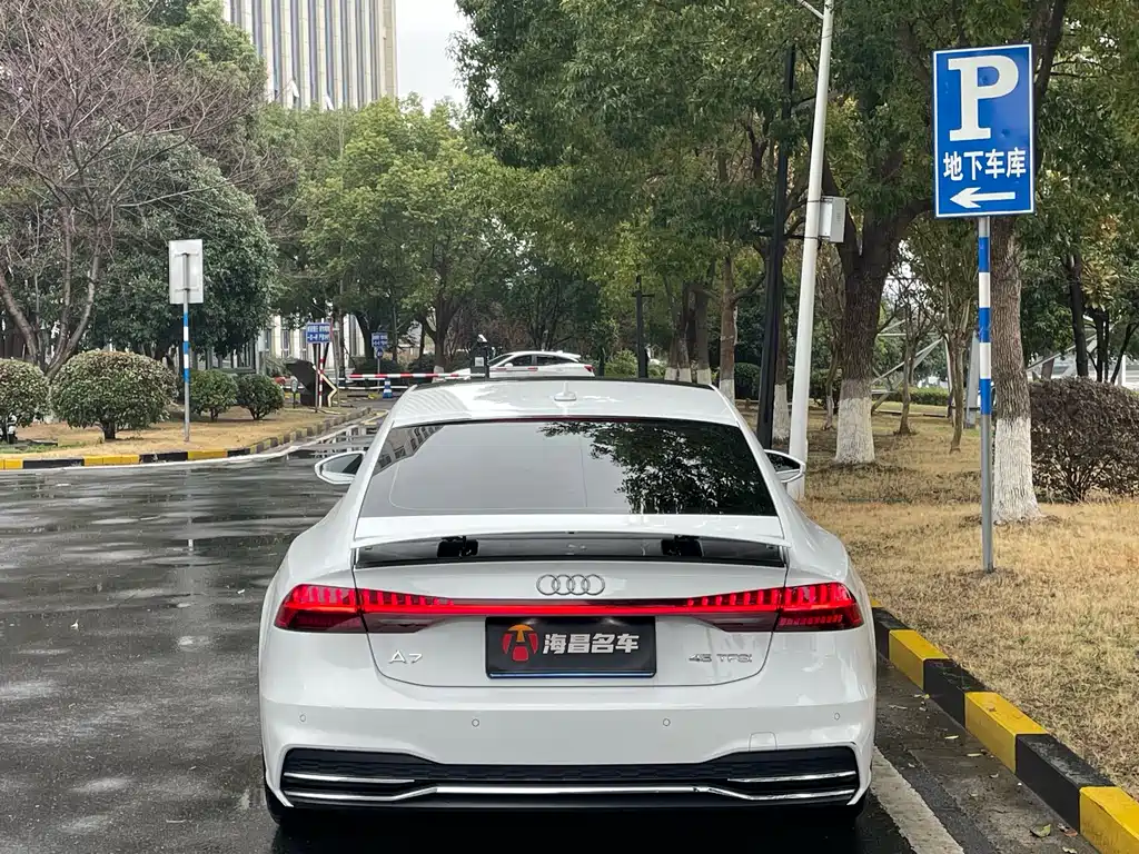 Audi A7 — фото 5