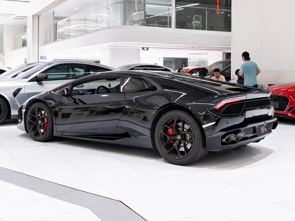 Lamborghini Huracán — фото 5