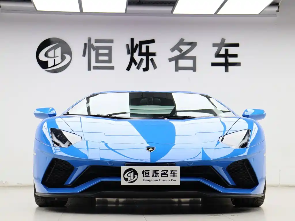 Lamborghini Aventador — фото 23