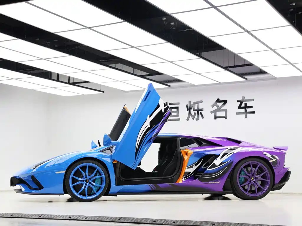 Lamborghini Aventador — фото 26