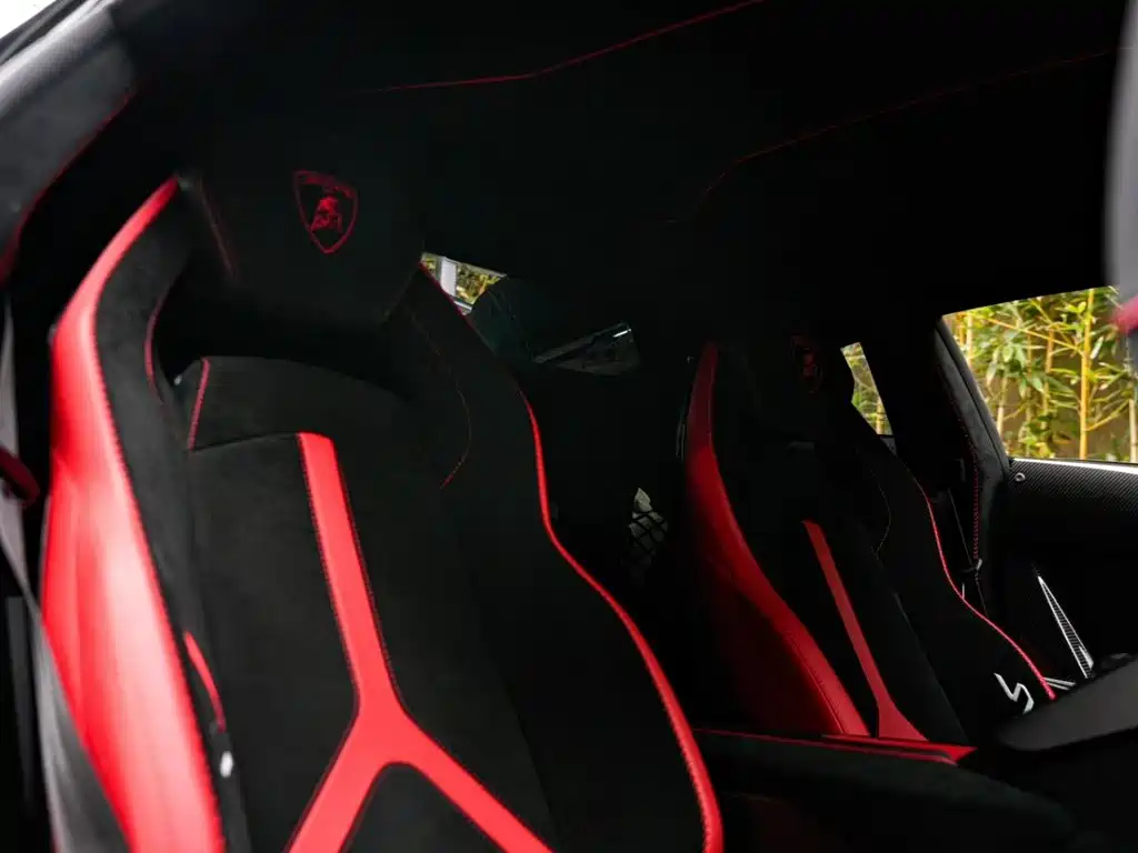 Lamborghini Aventador — фото 14