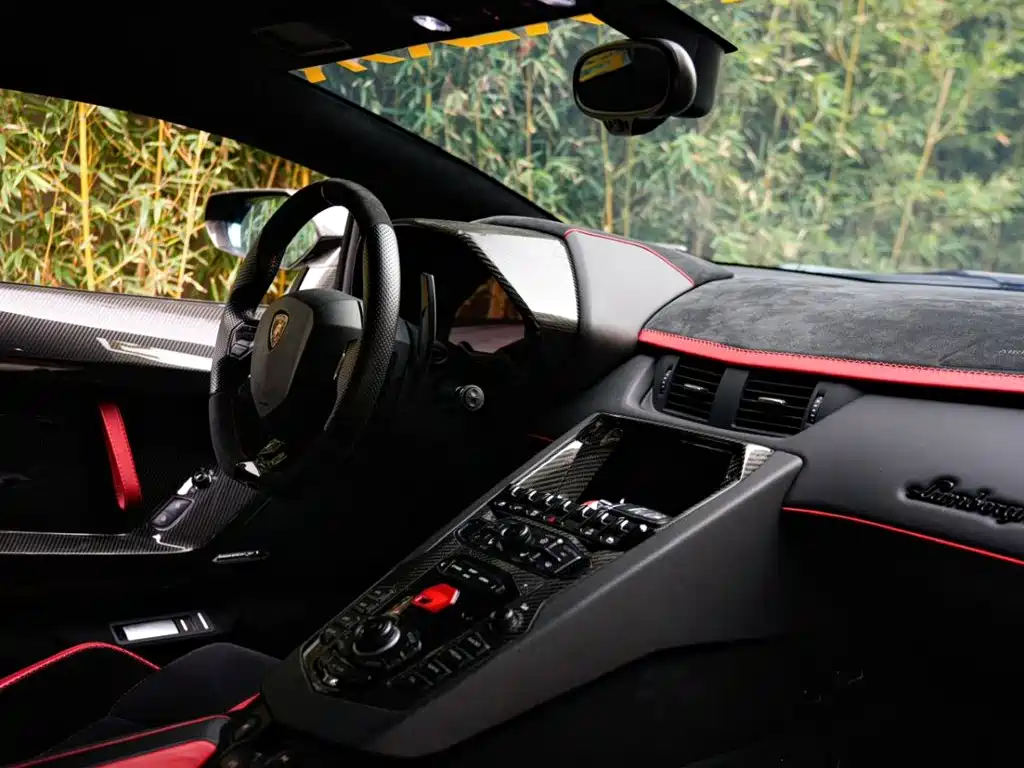 Lamborghini Aventador — фото 15