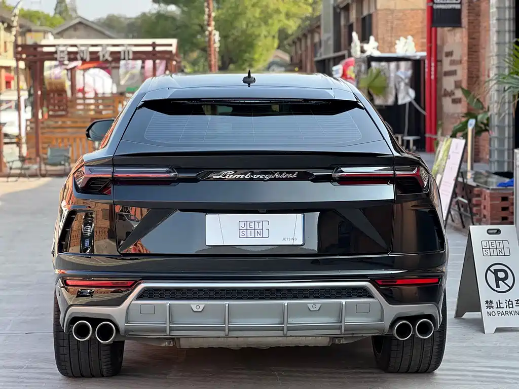Lamborghini Urus — фото 3
