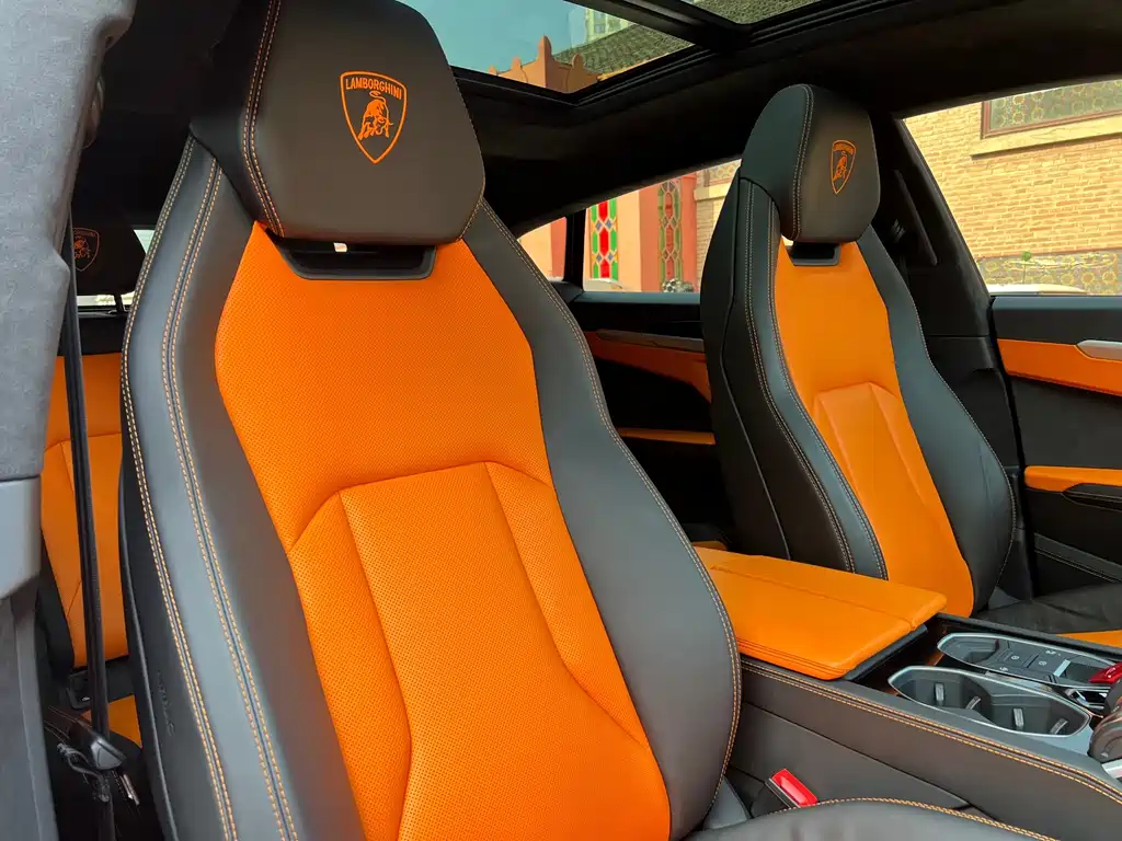 Lamborghini Urus — фото 8
