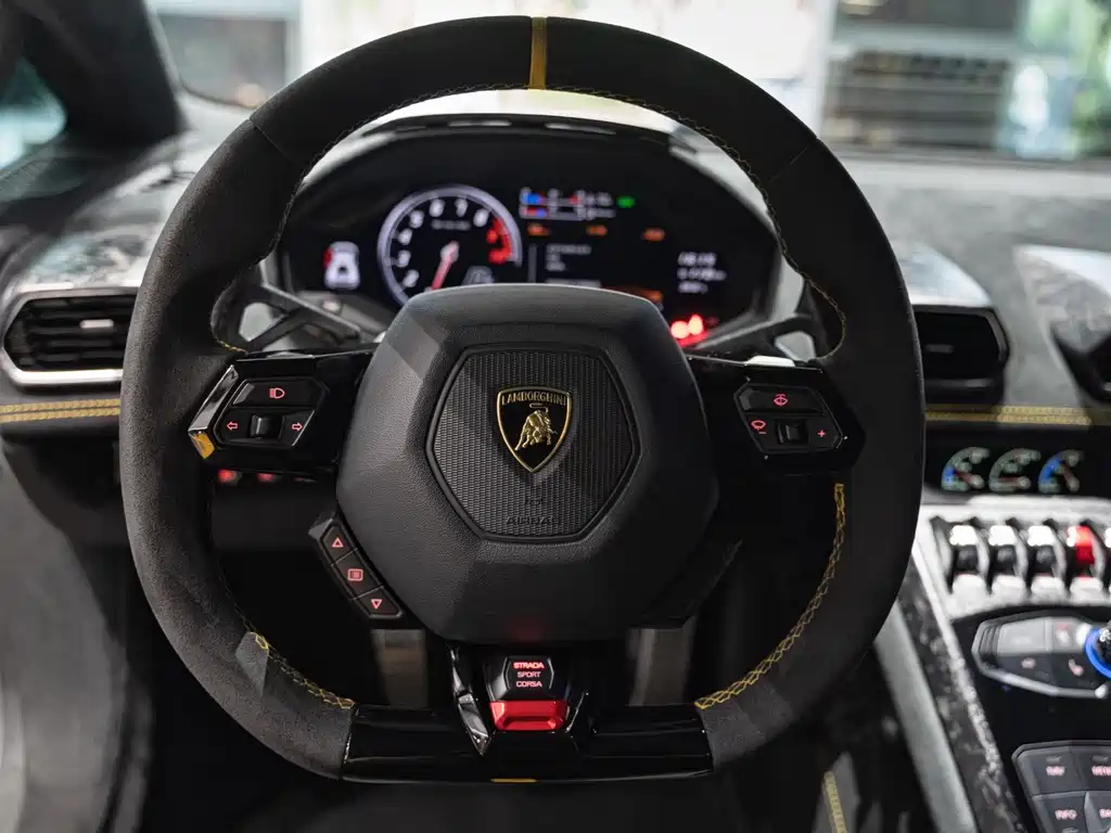 Lamborghini Huracán — фото 23