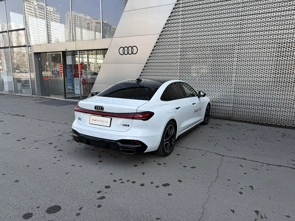 Audi A5L — фото 4
