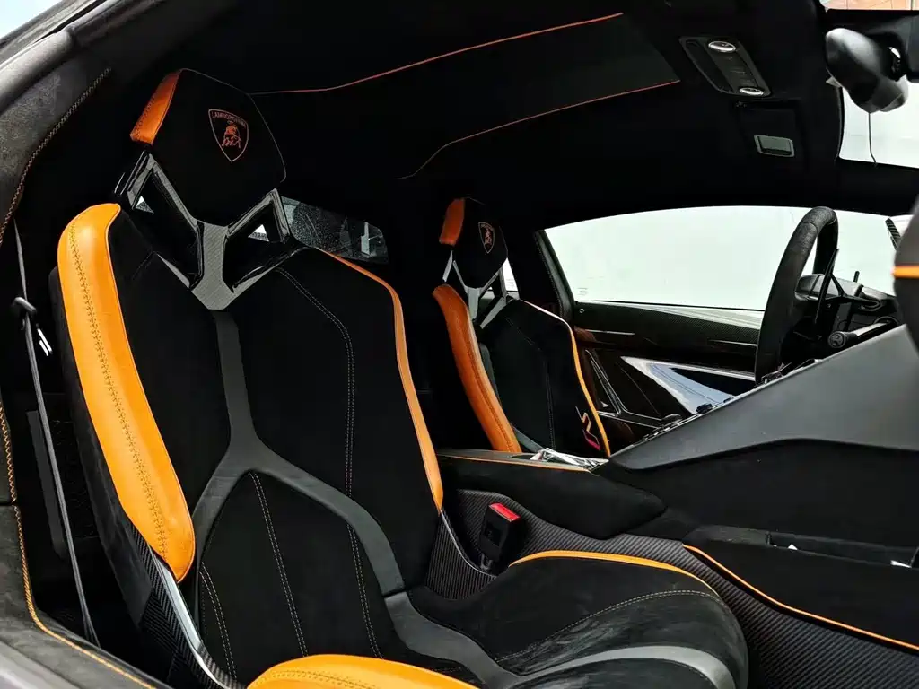 Lamborghini Aventador — фото 5