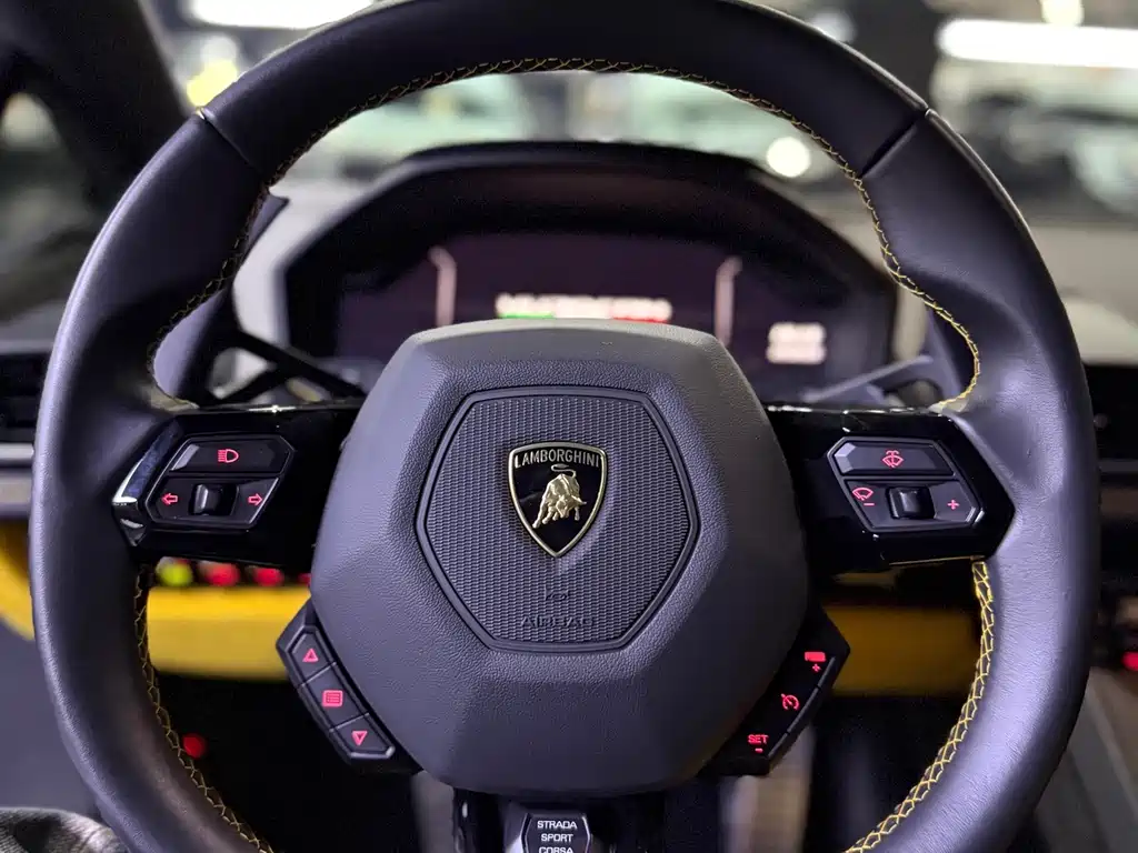 Lamborghini Huracán — фото 6
