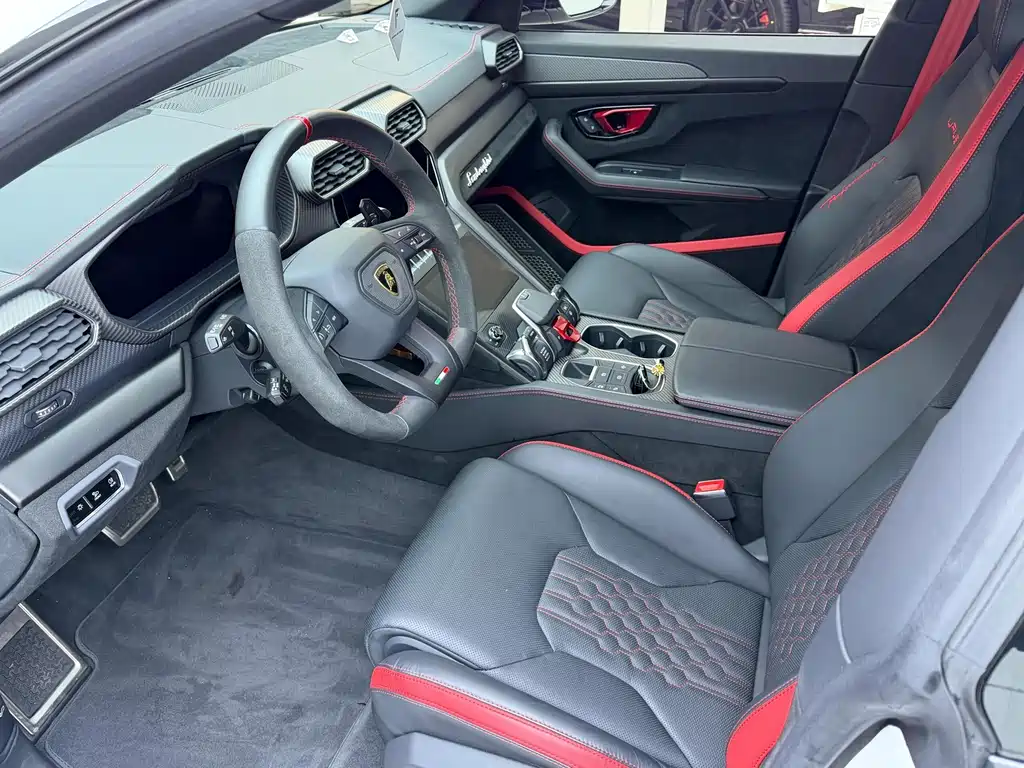 Lamborghini Urus — фото 4