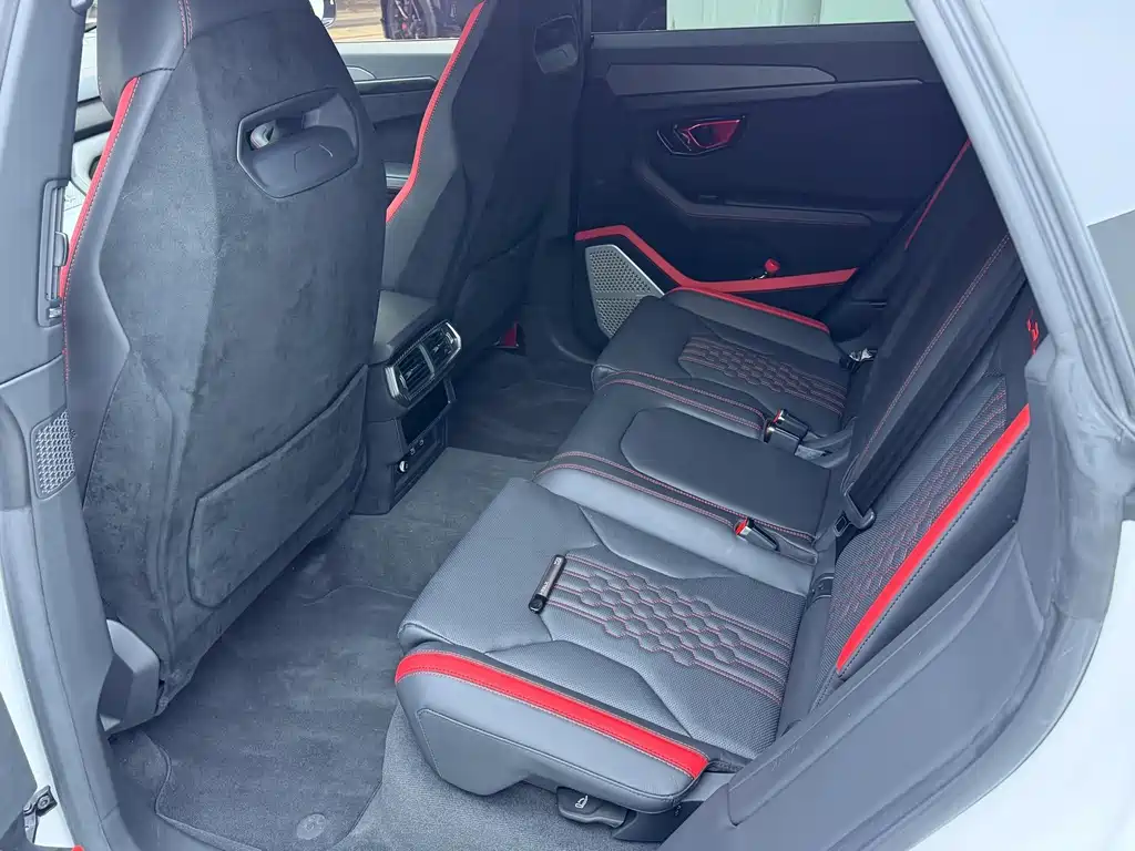 Lamborghini Urus — фото 5